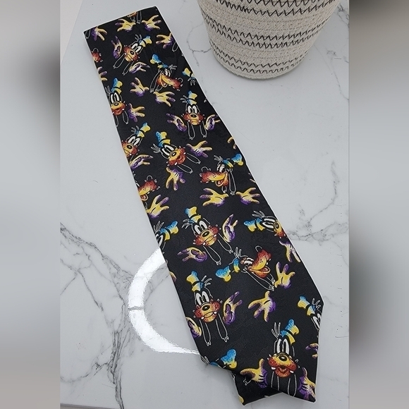 Disney | Goofy watercolors all-over print black colorful silk tie | unisex - Picture 3 of 5